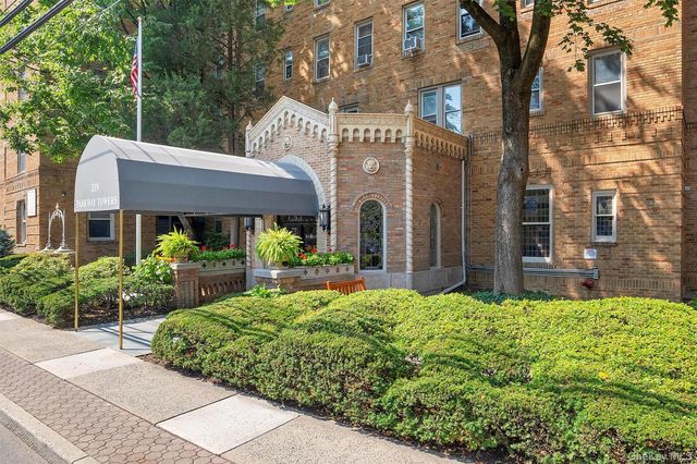 219 Bronx River Road 5A, Yonkers, NY 10704