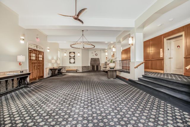 219 Bronx River Road 5A, Yonkers, NY 10704