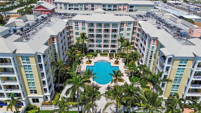 806 E Windward Way, Lantana, FL 33462