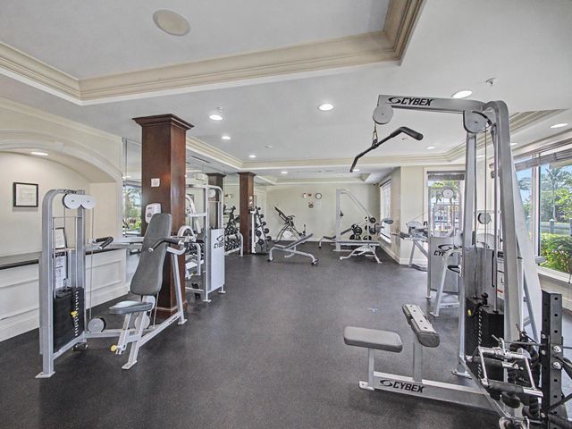 806 E Windward Way, Lantana, FL 33462