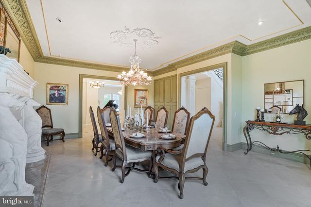 8023 GEORGETOWN PIKE, Mclean, VA 22102