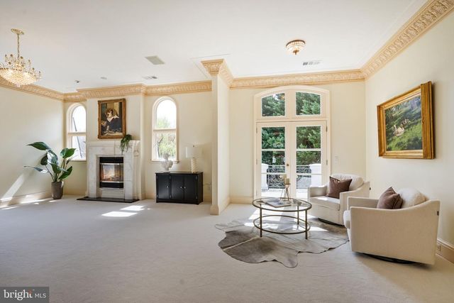 8023 GEORGETOWN PIKE, Mclean, VA 22102