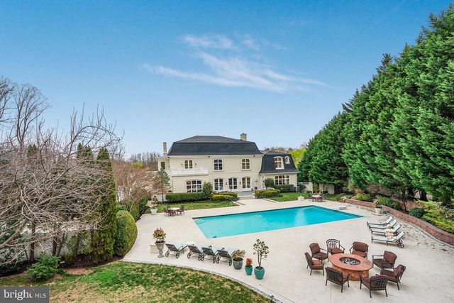 8023 GEORGETOWN PIKE, Mclean, VA 22102