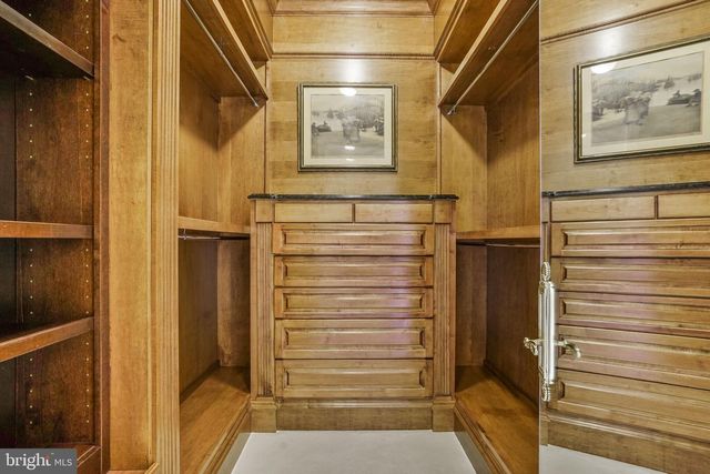 8023 GEORGETOWN PIKE, Mclean, VA 22102