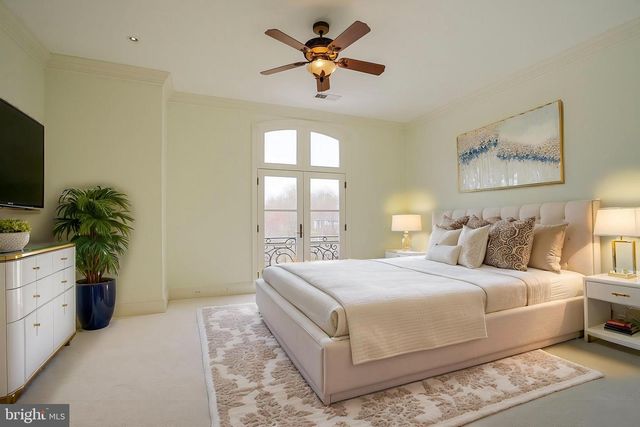 8023 GEORGETOWN PIKE, Mclean, VA 22102