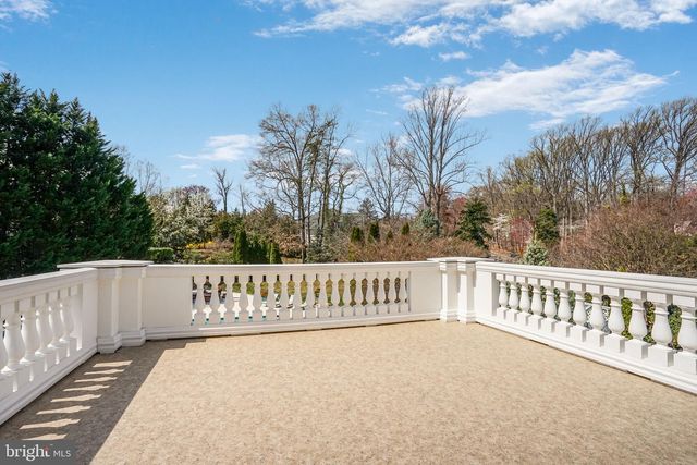 8023 GEORGETOWN PIKE, Mclean, VA 22102