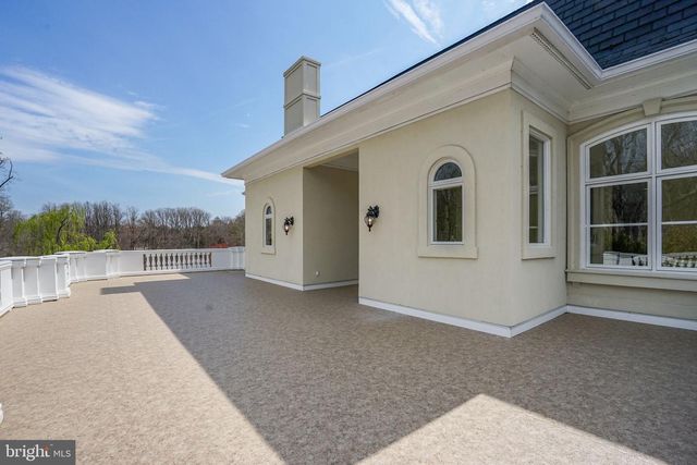 8023 GEORGETOWN PIKE, Mclean, VA 22102