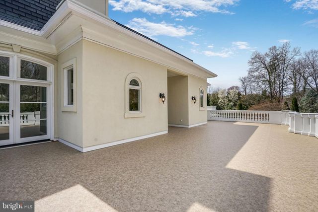 8023 GEORGETOWN PIKE, Mclean, VA 22102