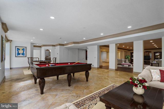 8023 GEORGETOWN PIKE, Mclean, VA 22102