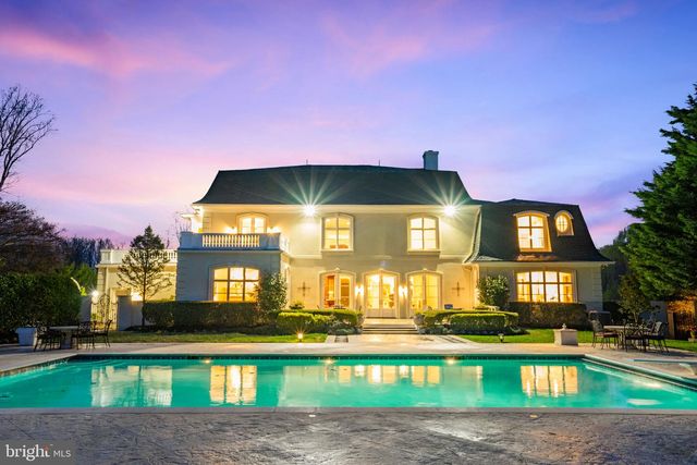 8023 GEORGETOWN PIKE, Mclean, VA 22102