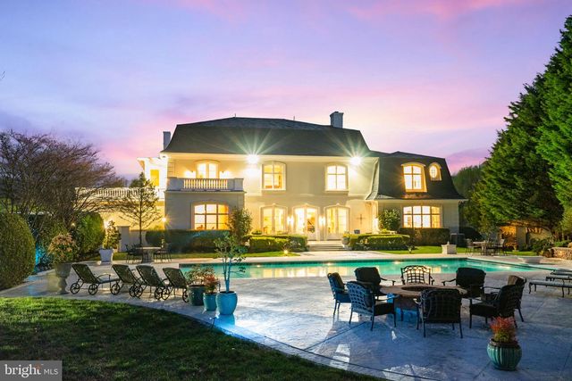 8023 GEORGETOWN PIKE, Mclean, VA 22102