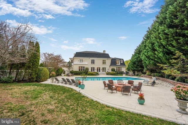 8023 GEORGETOWN PIKE, Mclean, VA 22102