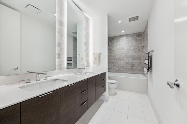 301 West Ave 2604, Austin, TX 78701