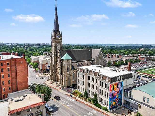 1637 Clayton Street, Cincinnati, OH 45206