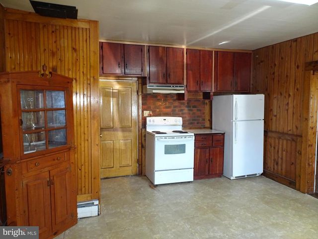 4305 JACKSONVILLE RD, Howard, PA 16841