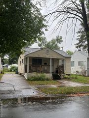 1860 Academy Street, Ferndale, MI 48220