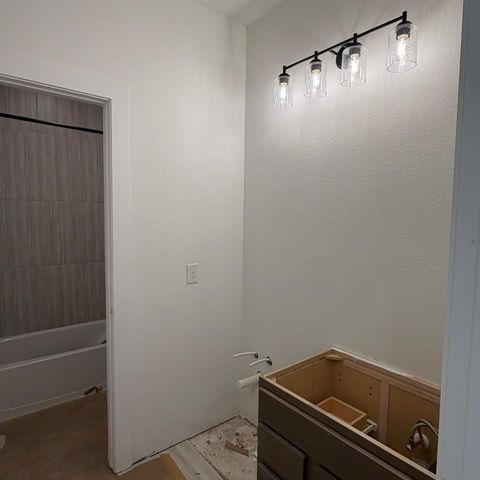 2315 Garden Arbor, Tomball, TX 77375