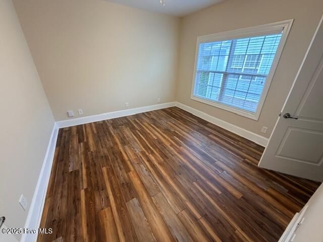 1904 Covengton Way 203, Greenville, NC 27858