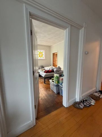 35 Fiske St 2, Waltham, MA 02451