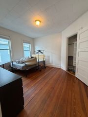 35 Fiske St 2, Waltham, MA 02451