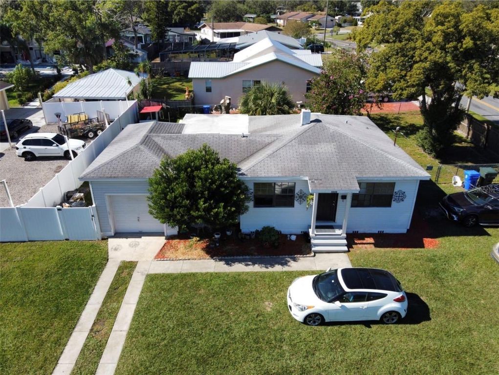 3225 CLEVELAND HEIGHTS BOULEVARD, Lakeland, FL 33803