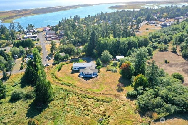 2900 Wheeler Avenue, Tokeland, WA 98590