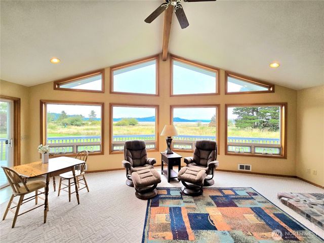 2900 Wheeler Avenue, Tokeland, WA 98590