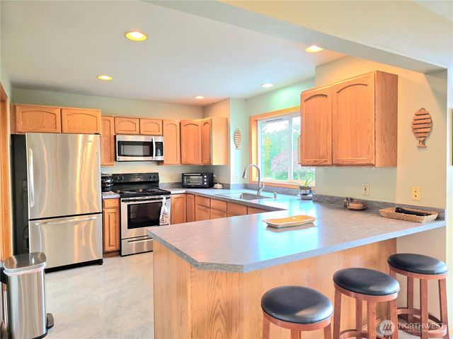 2900 Wheeler Avenue, Tokeland, WA 98590