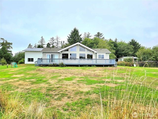 2900 Wheeler Avenue, Tokeland, WA 98590