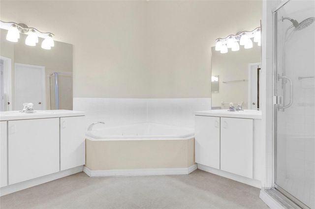 6126 SUNNYVALE DRIVE 2303, Orlando, FL 32822