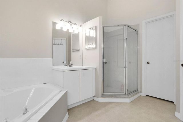 6126 SUNNYVALE DRIVE 2303, Orlando, FL 32822