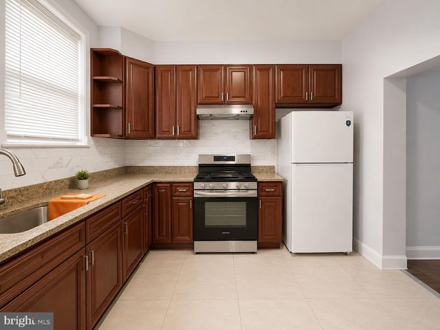 911 WOLF ST, Philadelphia, PA 19148