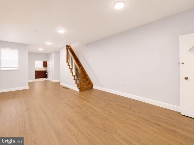 911 WOLF ST, Philadelphia, PA 19148