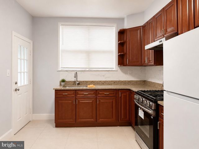 911 WOLF ST, Philadelphia, PA 19148