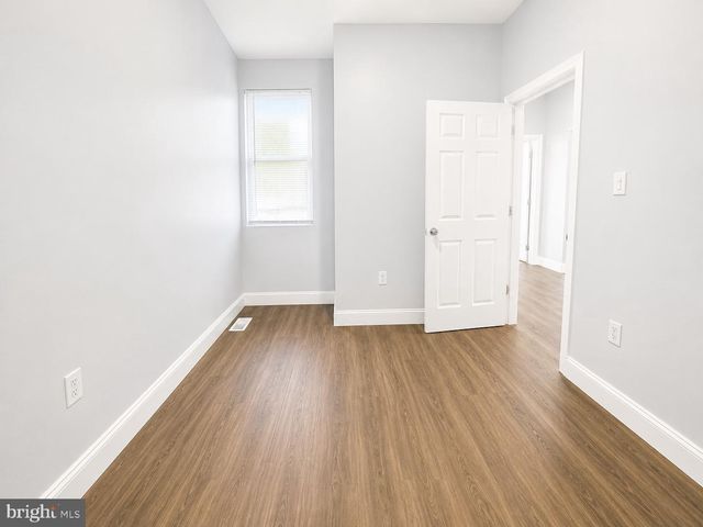911 WOLF ST, Philadelphia, PA 19148