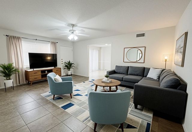 12023 Greenwood Forest Drive B, Houston, TX 77066