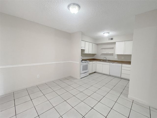 12023 Greenwood Forest Drive B, Houston, TX 77066
