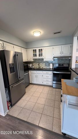 27 Sutton Drive, Brick, NJ 08724