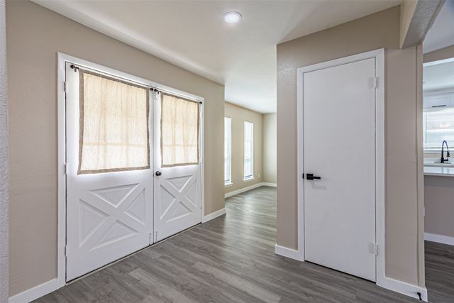 1509 Crockett Street, Garland, TX 75042