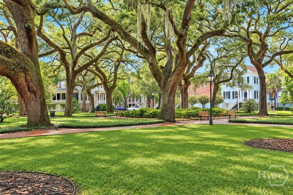 Image 18 of property listing at 123 W Charlton Street 5, Savannah, GA 31401