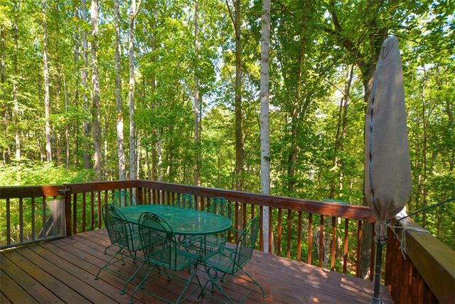 3515 Stone Cliff Way, Woodstock, GA 30189