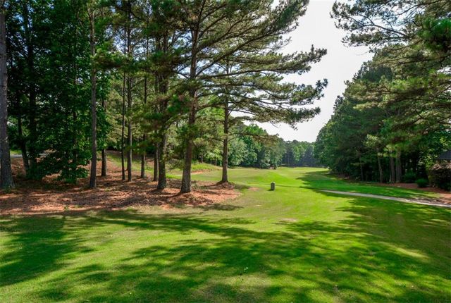 3515 Stone Cliff Way, Woodstock, GA 30189
