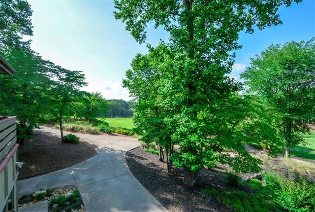 3515 Stone Cliff Way, Woodstock, GA 30189