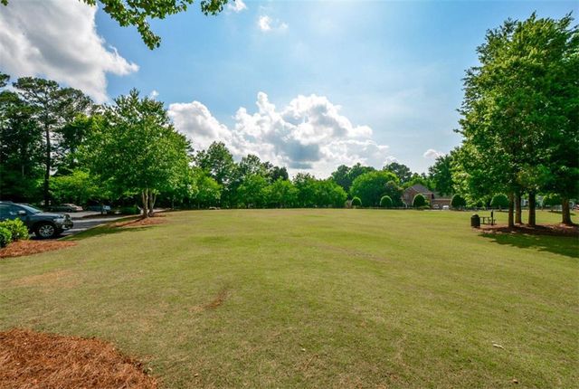 3515 Stone Cliff Way, Woodstock, GA 30189