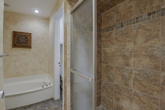 4708 Spring Creek Court, Arlington, TX 76017