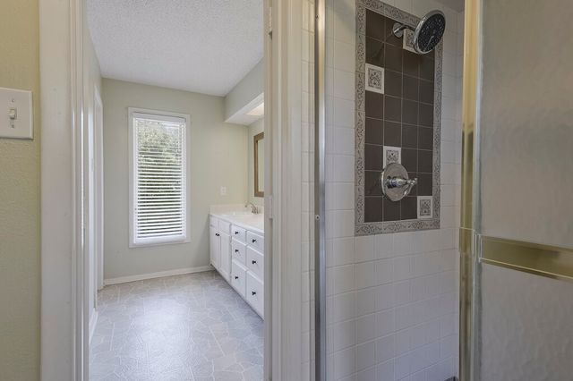 4708 Spring Creek Court, Arlington, TX 76017