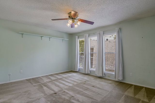 4708 Spring Creek Court, Arlington, TX 76017