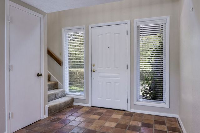 4708 Spring Creek Court, Arlington, TX 76017