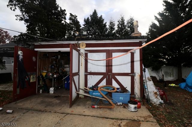 315 Mawbey St, Woodbridge Twp., NJ 07095