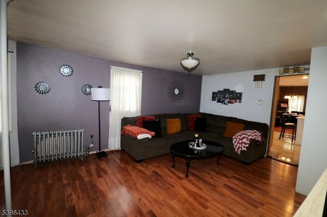 315 Mawbey St, Woodbridge Twp., NJ 07095